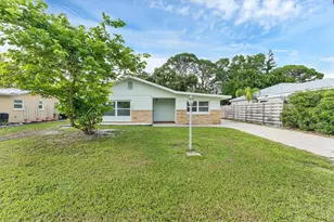 2837 Yorktown St, Sarasota, FL 34231 - Photo 1