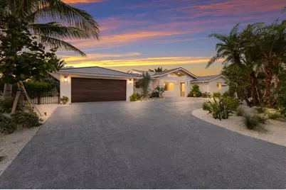 615 Concord Lane, Holmes Beach, FL 34217 - Photo 1