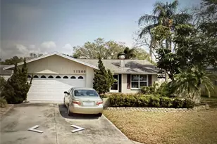 11255 Sol Vista Dr, Largo, FL 33774 - Photo 1