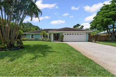 344 Bernard Avenue, Sarasota, FL 34243 - Photo 1