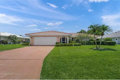 464 Rubens Drive E, Nokomis, FL 34275 - Photo 1