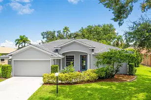 5499 Oak Crest Blvd, Sarasota, FL 34233 - Photo 1