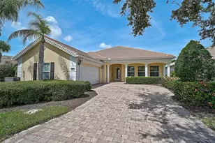 5901 Mariposa Ln, Sarasota, FL 34238 - Photo 1