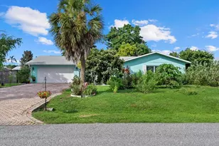 4928 Habana Dr, Sarasota, FL 34235 - Photo 1