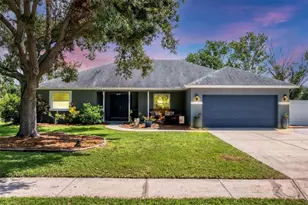 13621 3rd Ave NE, Bradenton, FL 34212 - Photo 1