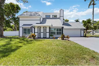 2707 17th Avenue W, Bradenton, FL 34205 - Photo 1