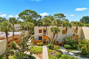 207 Pineneedle Dr, Bradenton, FL 34210 - Photo 1