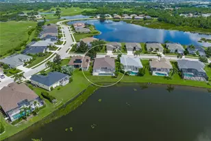 205 Londonderry Dr, Sarasota, FL 34240 - Photo 1