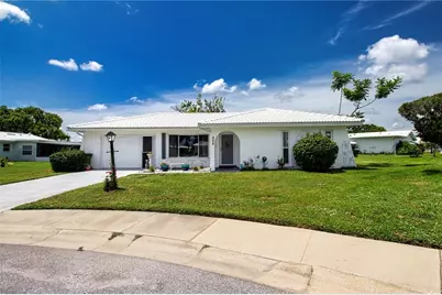 808 Mandarin Circle, Bradenton, FL 34208 - Photo 1