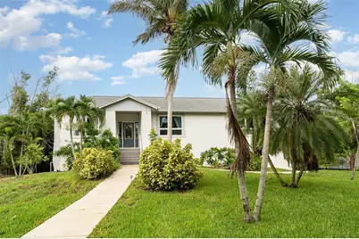 1021 99th Street NW, Bradenton, FL 34209 - Photo 1