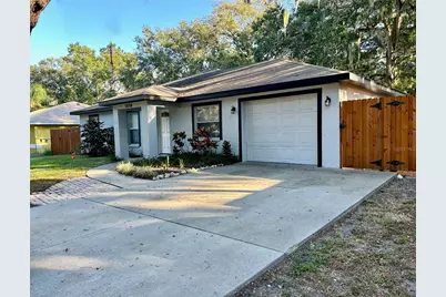 1616 3rd Avenue E, Bradenton, FL 34208 - Photo 1