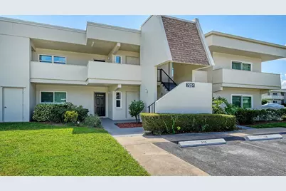 7251 W Country Club Drive N #226, Sarasota, FL 34243 - Photo 1