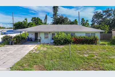 2215 N Wellesley Drive, Bradenton, FL 34207 - Photo 1