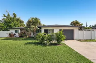 1302 Mango Ave, Venice, FL 34285 - Photo 1