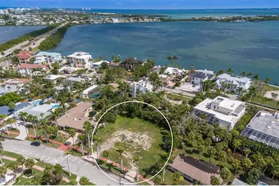 204 N Adams Drive, Sarasota, FL 34236 - Photo 1