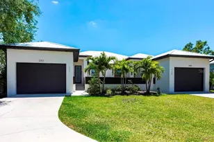 2301 Magdalina Dr, Punta Gorda, FL 33950 - Photo 1