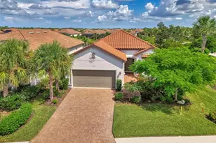 5512 Lampiasi St, Sarasota, FL 34238 - Photo 1