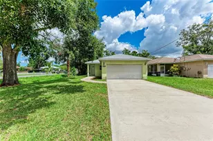 2105 36th Ave E, Bradenton, FL 34208 - Photo 1