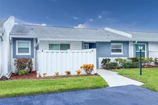 3619 36th Ave Dr W, Bradenton, FL 34205 - Photo 1