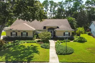 2922 48th Dr E, Bradenton, FL 34203 - Photo 1