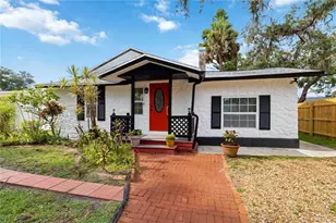 2635 Arnold St, Sarasota, FL 34231 - Photo 1