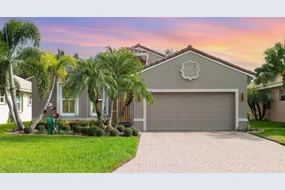 4218 65th Place E, Sarasota, FL 34243 - Photo 1