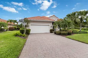 6531 43rd Ct E, Sarasota, FL 34243 - Photo 1