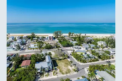 607 Jacaranda Road, Anna Maria, FL 34216 - Photo 1