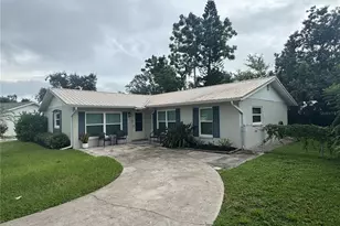 709 Wood Ln, Sarasota, FL 34237 - Photo 1