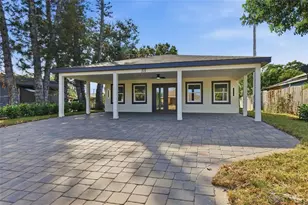 311 12th St W, Palmetto, FL 34221 - Photo 1