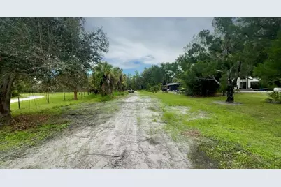 11679 SW Thornton Avenue, Arcadia, FL 34269 - Photo 1