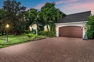 213 Gaines Ave, Sarasota, FL 34243 - Photo 1