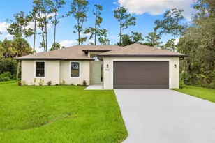 20278 Kenilworth Blvd, Port Charlotte, FL 33954 - Photo 1