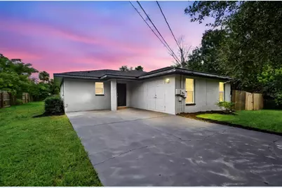 1243 31st Avenue E, Bradenton, FL 34208 - Photo 1