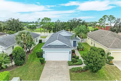 5234 Aqua Breeze Drive, Bradenton, FL 34208 - Photo 1