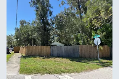 800 S Jefferson Avenue, Sarasota, FL 34237 - Photo 1
