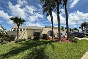 3842 Kingston Blvd, Sarasota, FL 34238 - Photo 1
