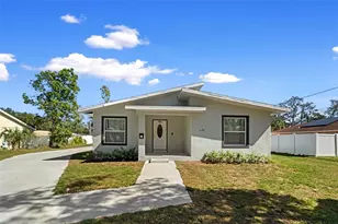 1650 14th St S, Saint Petersburg, FL 33705 - Photo 1