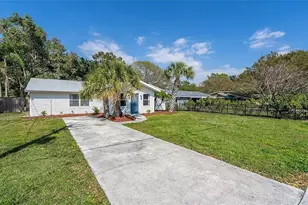 2123 Phillippi St, Sarasota, FL 34231 - Photo 1