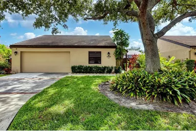3638 Glen Oaks Manor Drive, Sarasota, FL 34232 - Photo 1