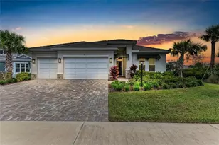 990 Seascape Pl, Sarasota, FL 34240 - Photo 1