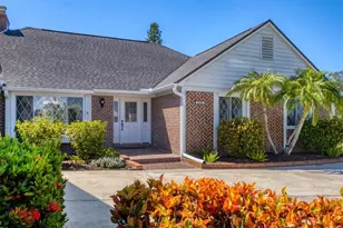 3808 El Conquistador Pkwy, Bradenton, FL 34210 - Photo 1