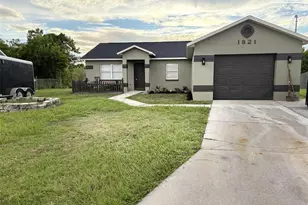 1821 16th Ave E, Bradenton, FL 34208 - Photo 1