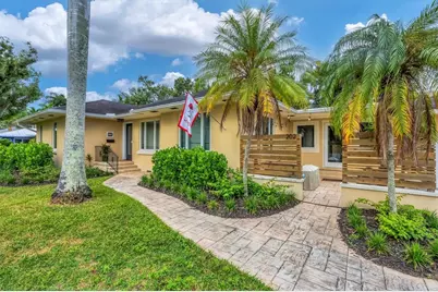 202 22nd Street W, Bradenton, FL 34205 - Photo 1