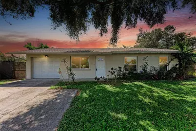 6520 3rd Avenue NE, Bradenton, FL 34208 - Photo 1