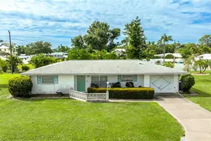 519 Acacia Ln, Nokomis, FL 34275 - Photo 1