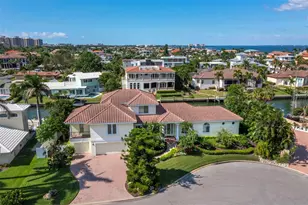 573 Spinnaker Ln, Longboat Key, FL 34228 - Photo 1