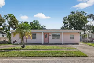 2415 19th St E, Bradenton, FL 34208 - Photo 1