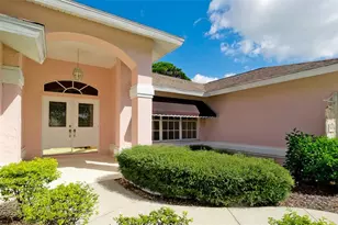 407 68th Ave Dr W, Bradenton, FL 34207 - Photo 1