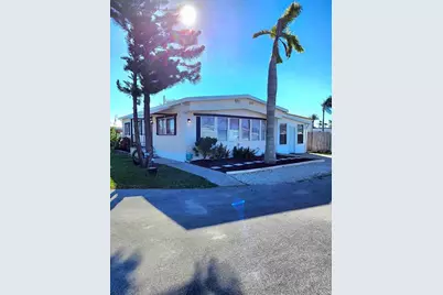 416 52nd Avenue Drive W, Bradenton, FL 34207 - Photo 1